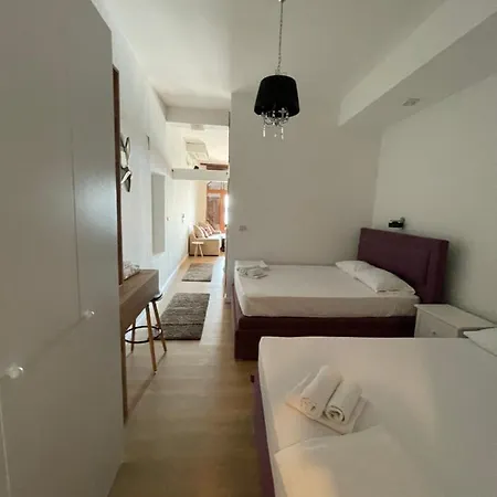 Apartments Lungo Mare Светі-Стефан Екстер'єр фото