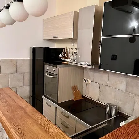 Apartments Lungo Mare Светі-Стефан Екстер'єр фото