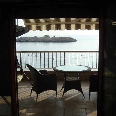Apartments Lungo Mare Светі-Стефан Номер фото
