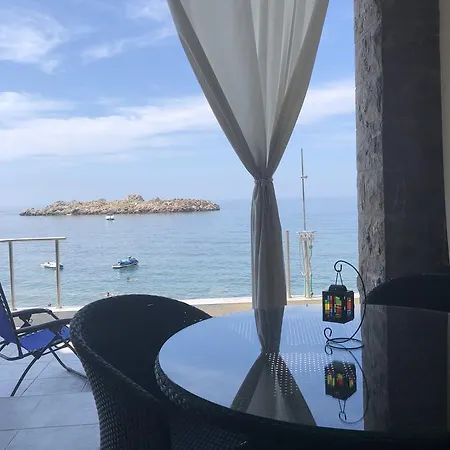 Apartments Lungo Mare Светі-Стефан Екстер'єр фото