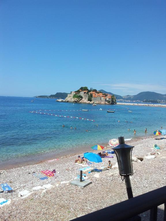 Lungo Mare Apartment Sveti Stefan