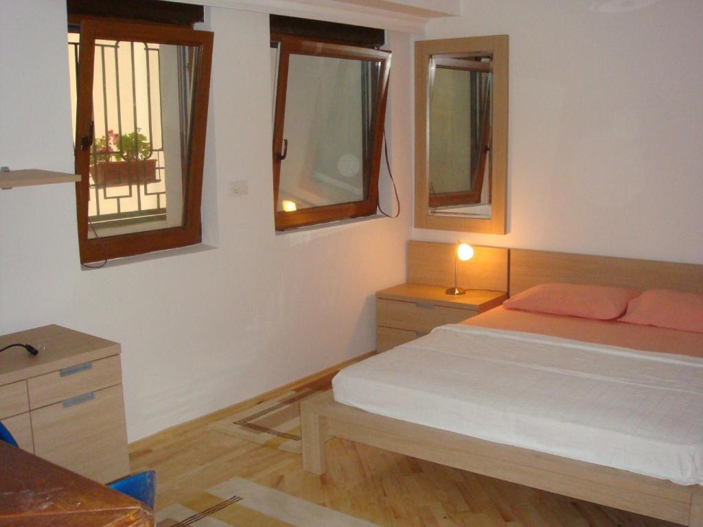 Lungo Mare * Sveti Stefan