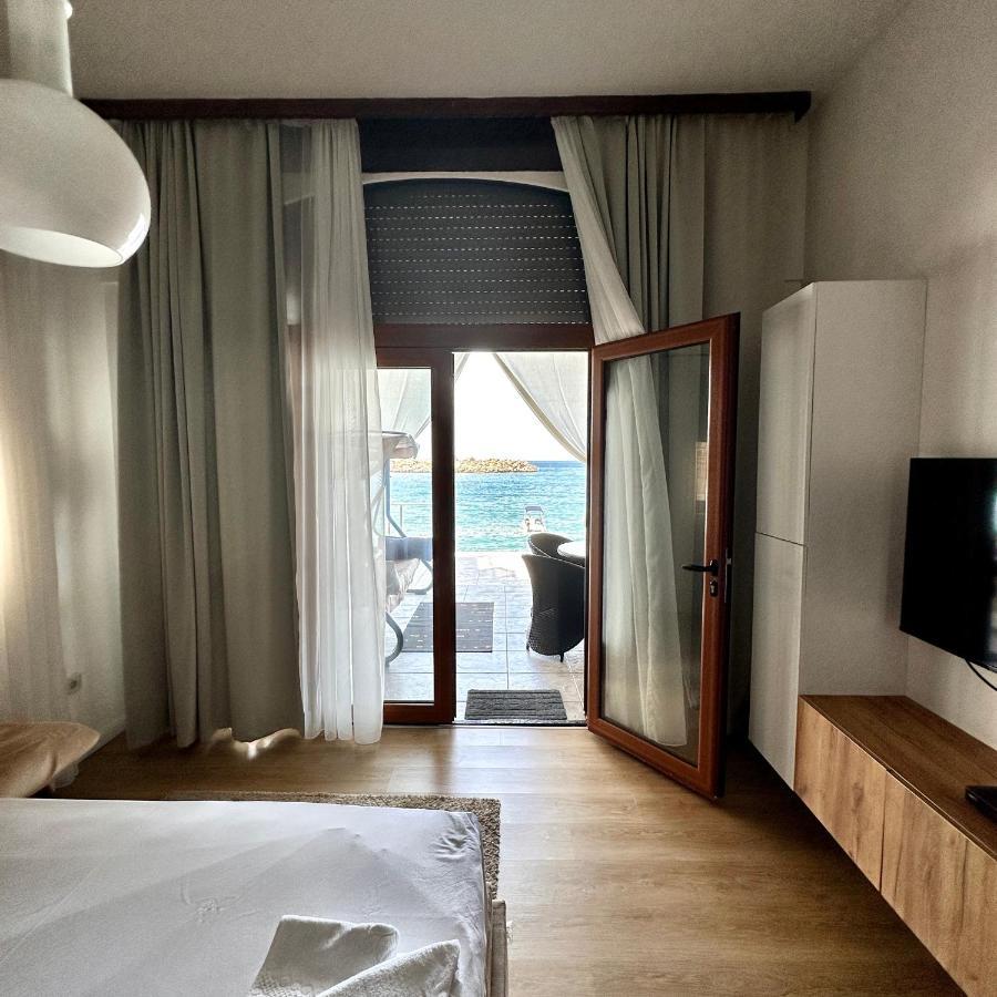 Lungo Mare Sveti Stefan