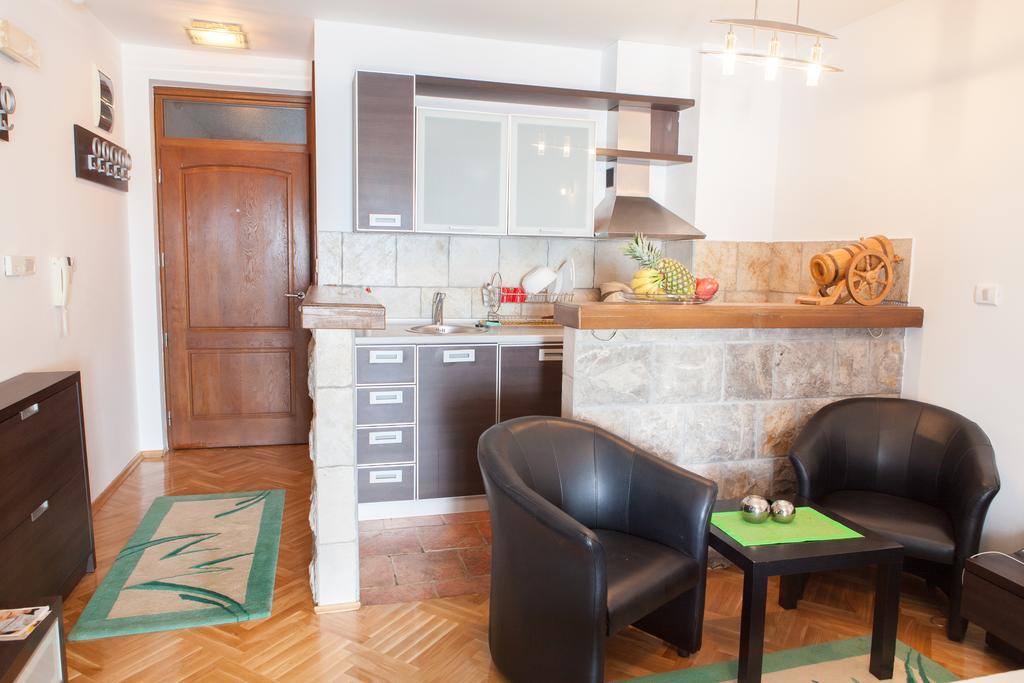 Lungo Mare Apartment