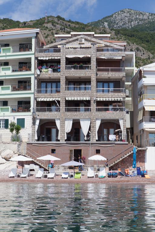 Apartment Lungo Mare Sveti Stefan