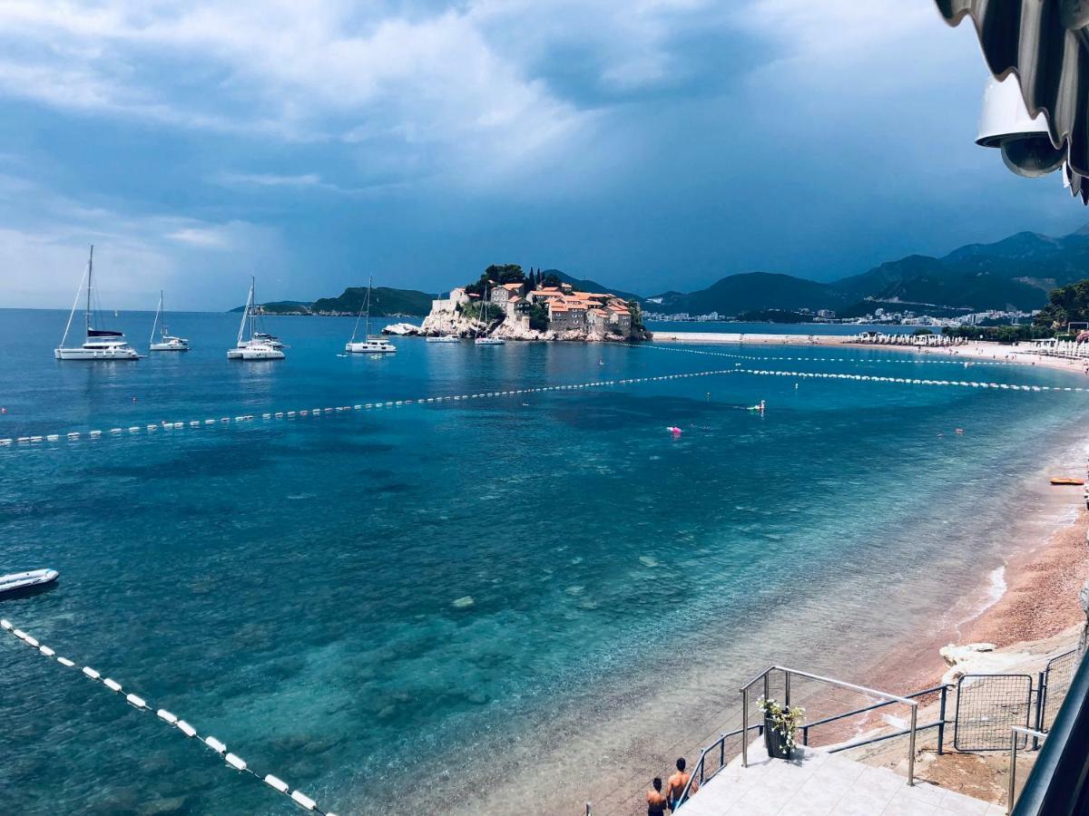 Apartment Lungo Mare Sveti Stefan